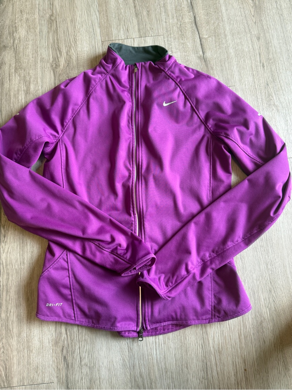 Nike Women's Magenta Full-Zip Bomber Jacket